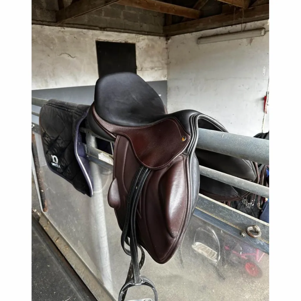 - Marque inconnue - Selles Mixtes>Selle esta saddle