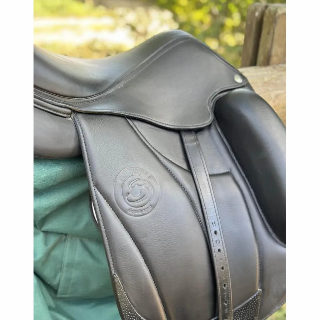 Forestier Selles De Dressage>Selle Aachen 17” 2A – Noir toute veau (2022) + sangle + étrivières