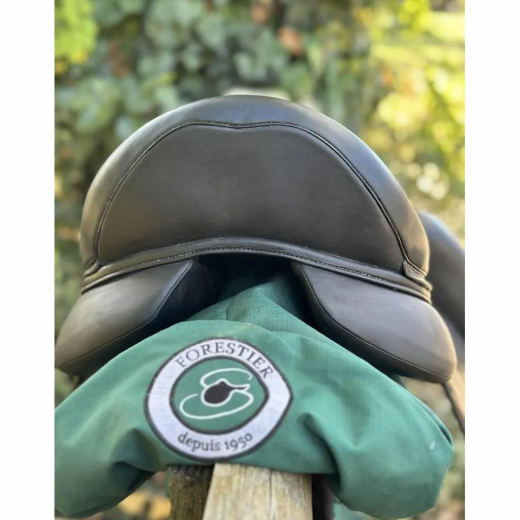 Forestier Selles De Dressage>Selle Aachen 17” 2A – Noir toute veau (2022) + sangle + étrivières