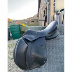 selle noire cuire*Fouganza Hot