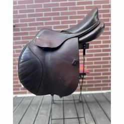 Selle marron taille 17*GBS