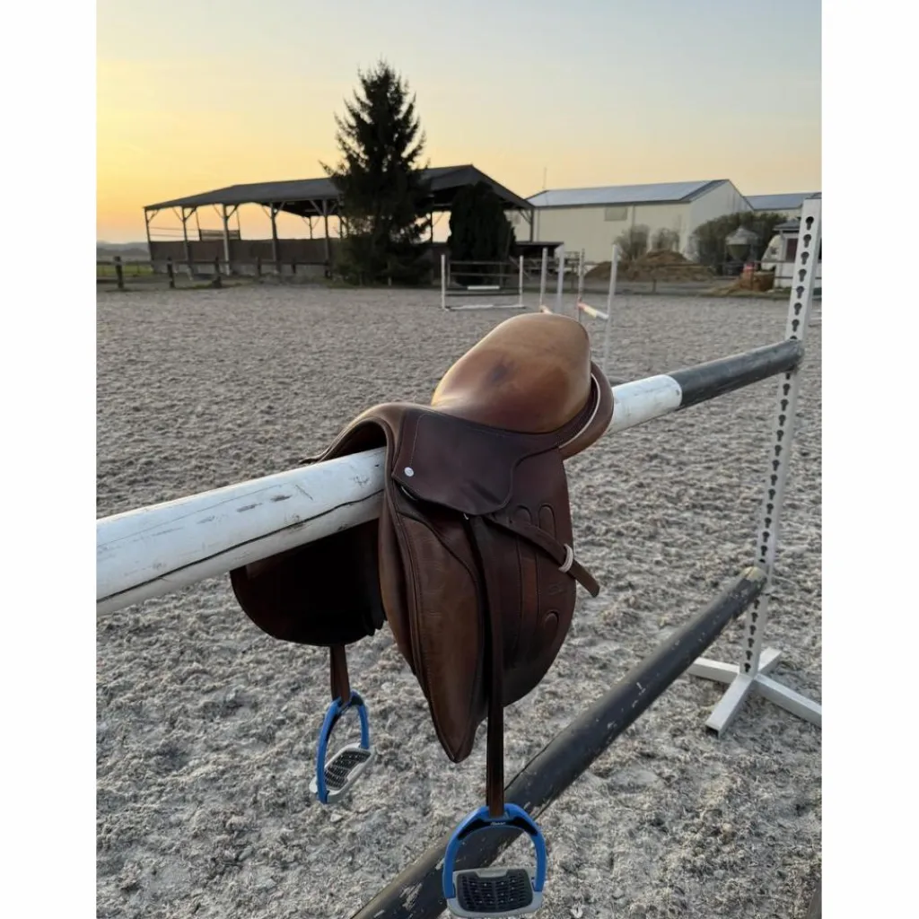 GBS Selles D'Obstacle>Selle taille 17