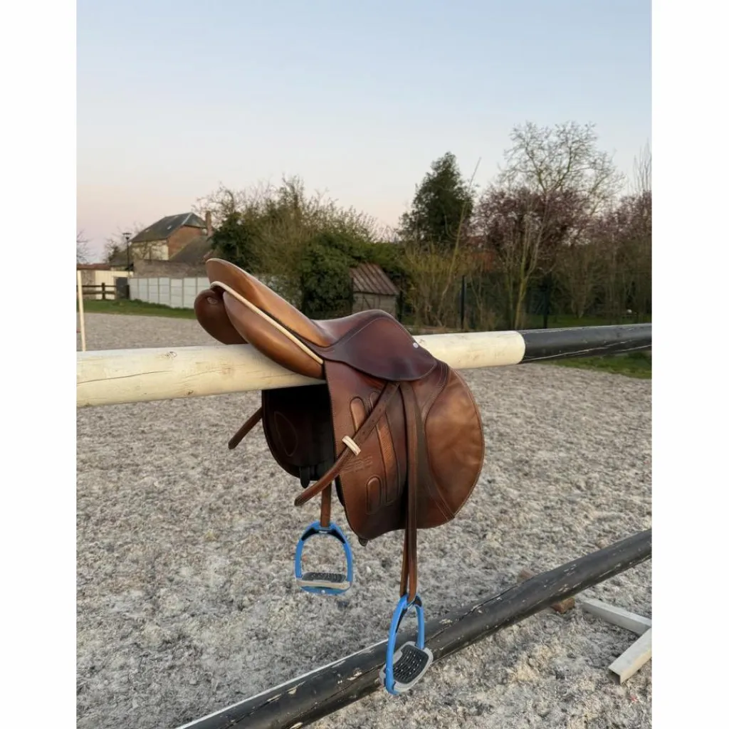 GBS Selles D'Obstacle>Selle taille 17