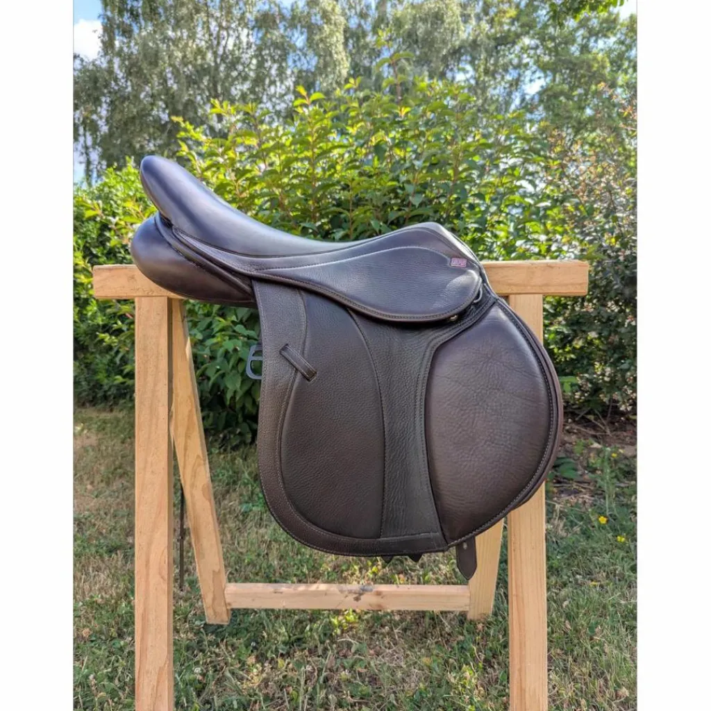 - Marque inconnue - Selles D'Obstacle>Selle GFS Monarch Jump