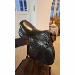 Selle*Ikonic Hot