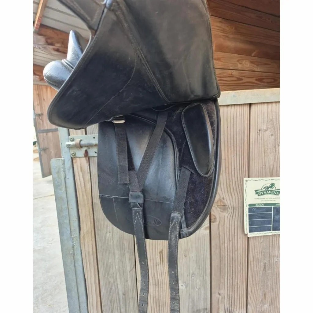 Selle Isabelle Werth*Bates Online