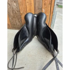 Selle Isabelle Werth*Bates Online