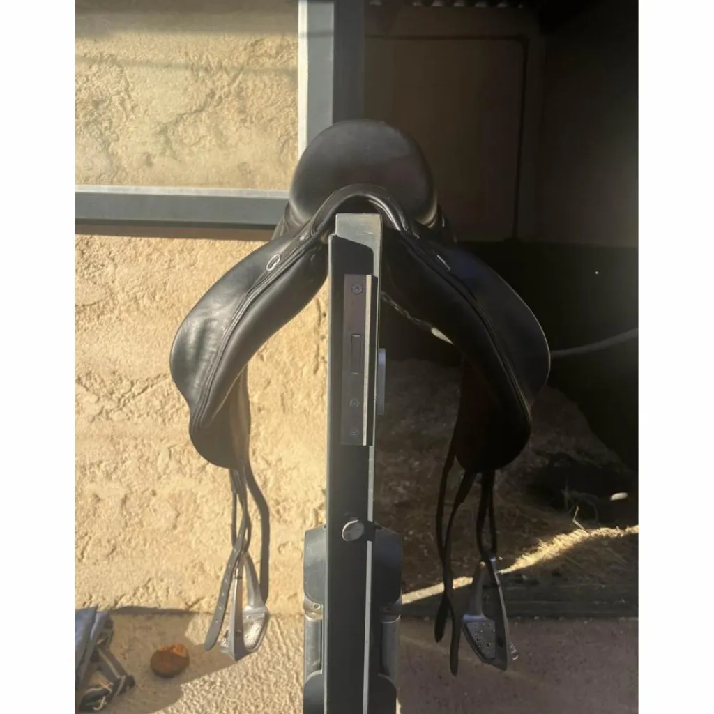 Devoucoux Selles De Dressage>Selle Makila lab 18’