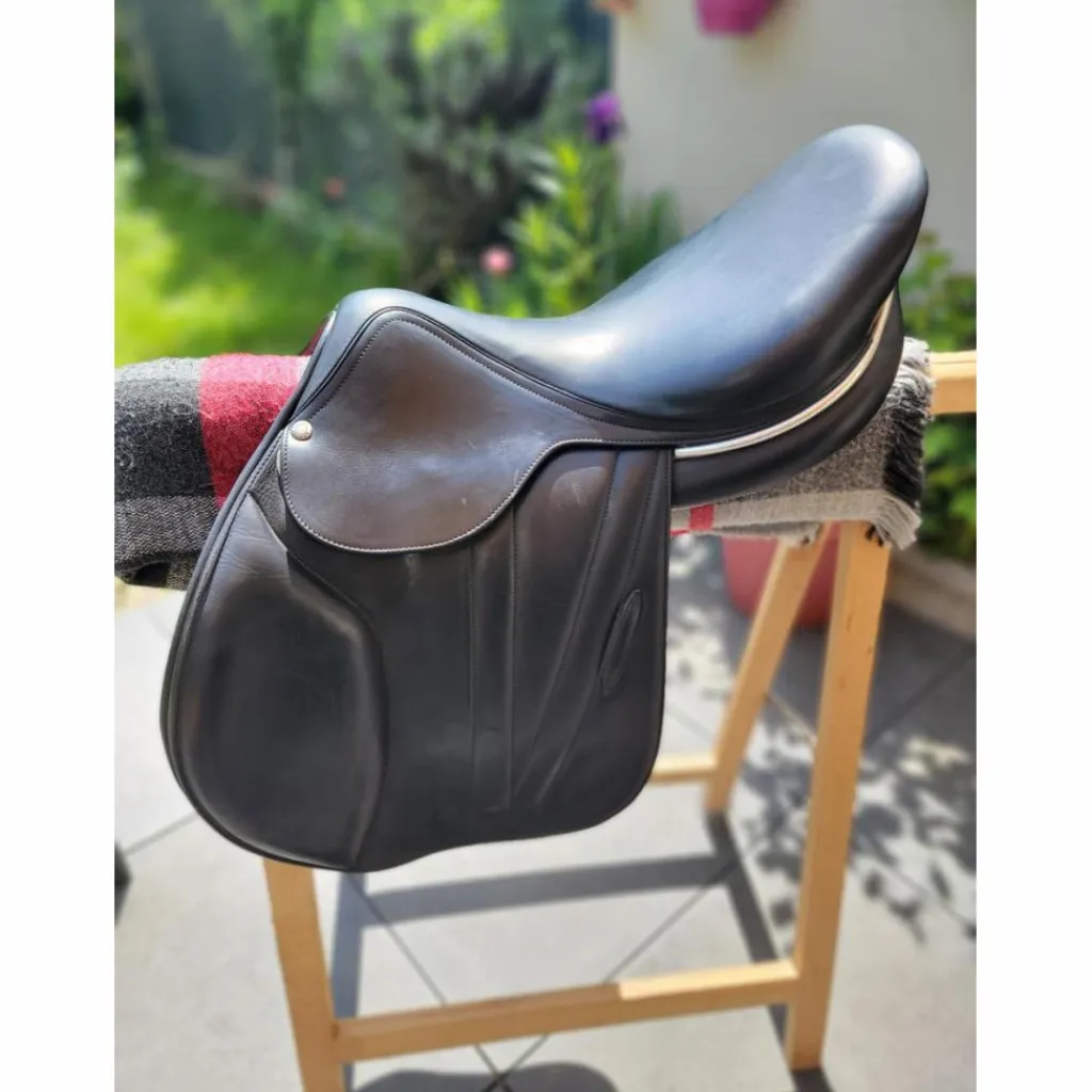 Selle mixte 2022*Butet Sale