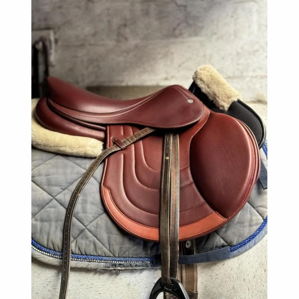 Meyer Selles D'Obstacle>Selle mixte en cuir – Très bon état