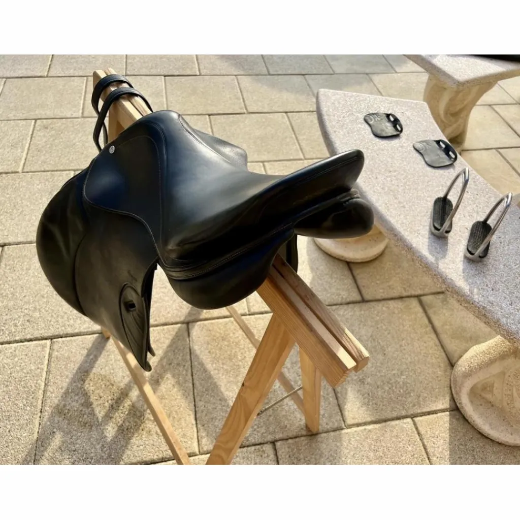 Selle mixte en cuir noir*Fouganza Sale