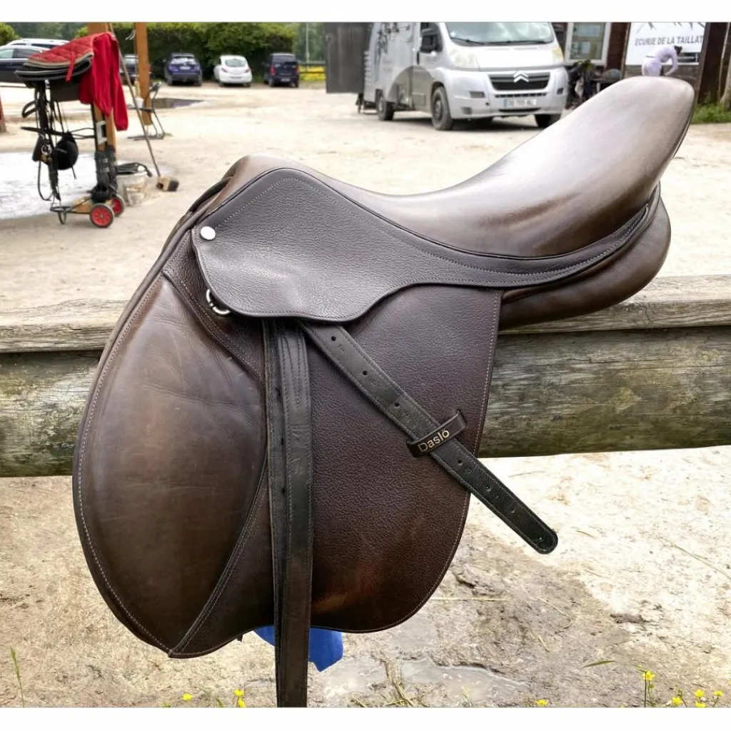 Tattini Selles Mixtes>Selle mixte Gold Daslö 17 pouces