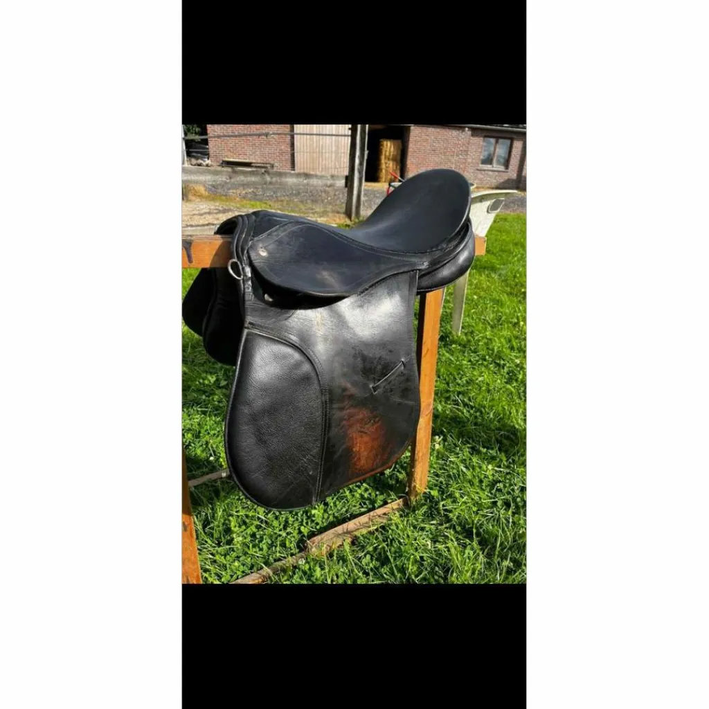 selle noir*- Marque inconnue - Clearance