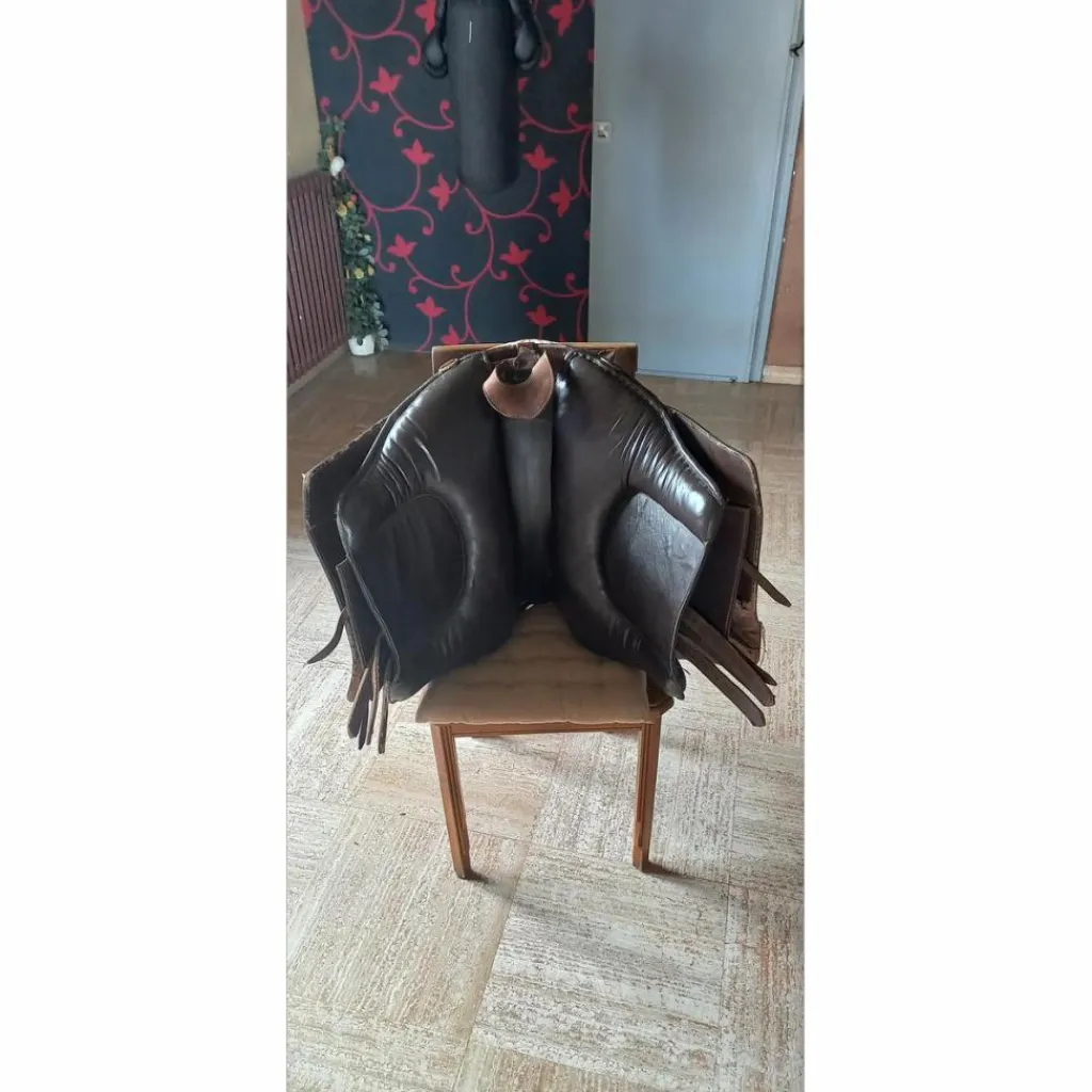 - Marque inconnue - Selles Ibériques (Portugaises, Espagnoles...)>Selle portugaise