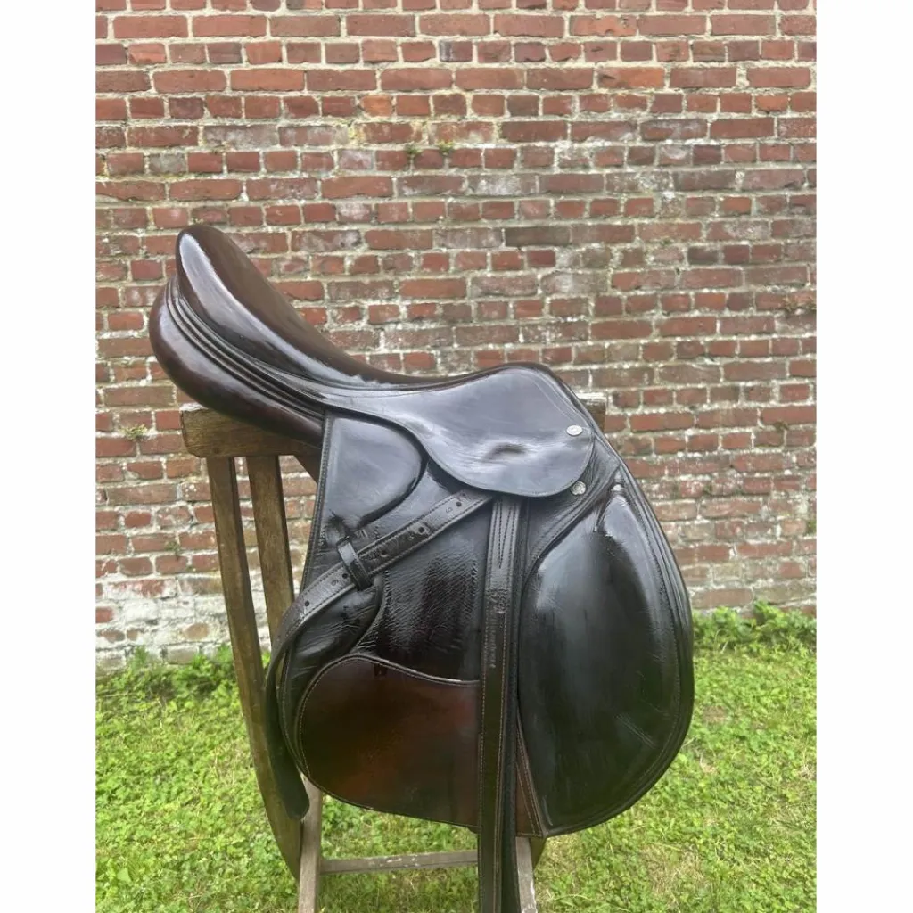 selle équipe*Equipe Sale