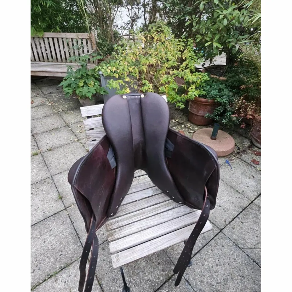 Antares Selles D'Obstacle>Selle RS Line Monoquartier marron 17.5
