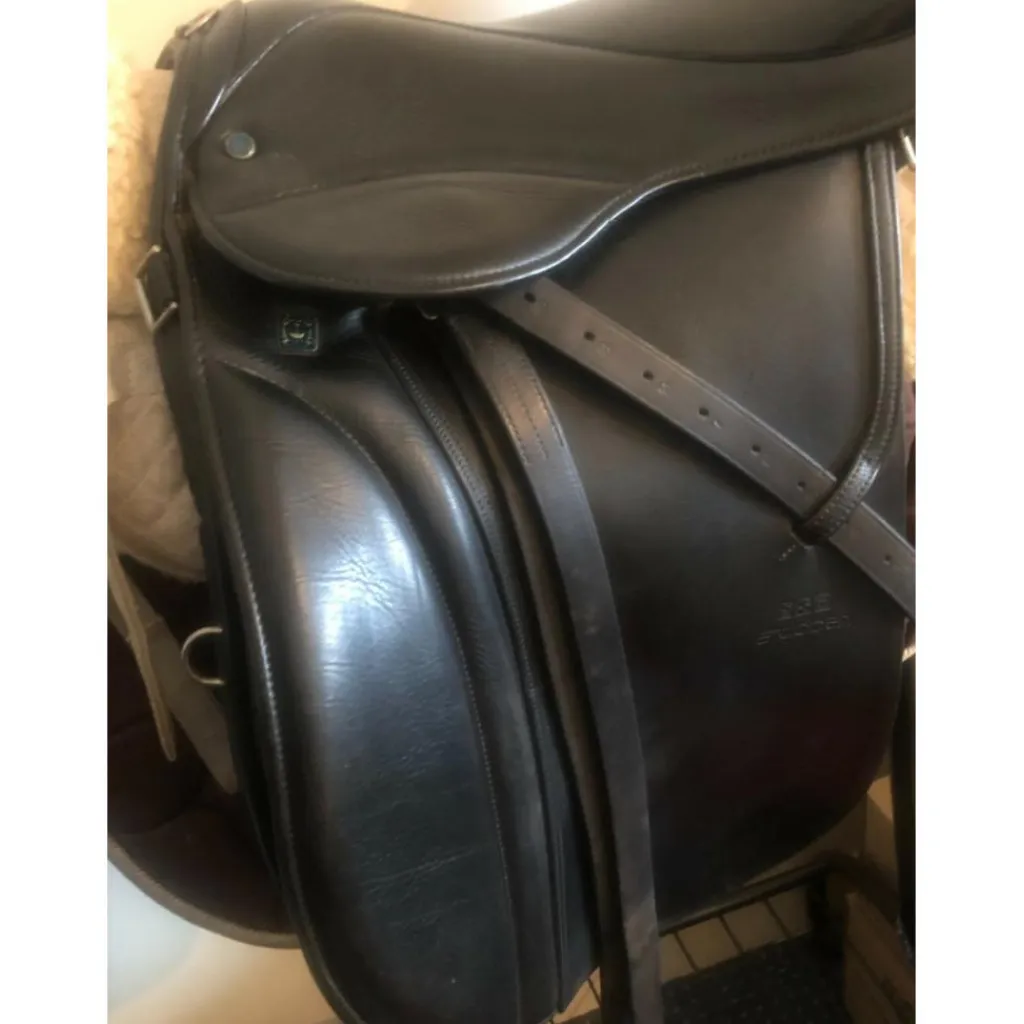Selles De Randonnée>Selle Stübben Scout équipée 18 pouces