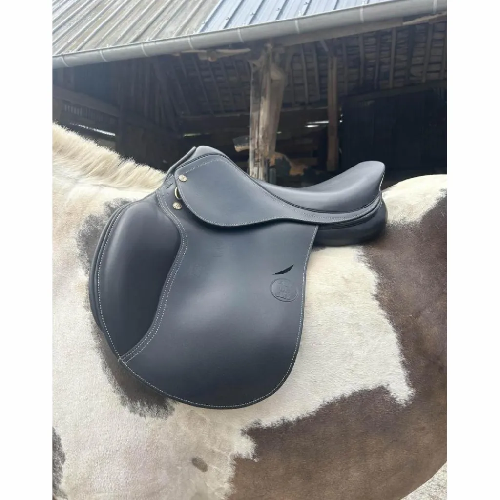 selle TdeT 17,5 neuve*- Marque inconnue - Best