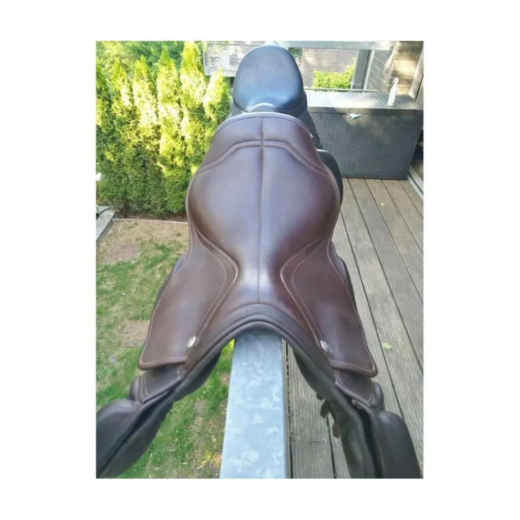 Selle type cross 16"5 marque ZALDI*