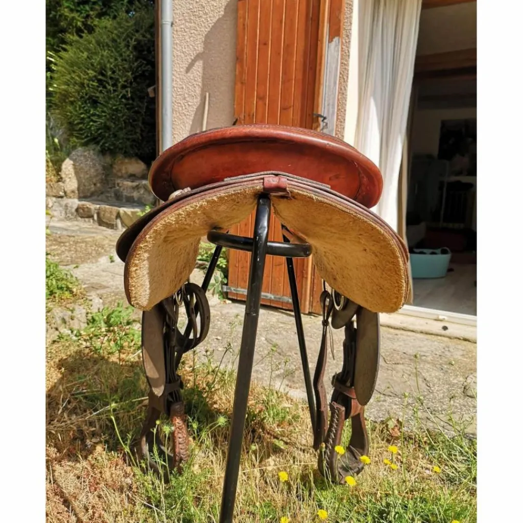 - Marque inconnue - Selles De Western>selle western continental round skier