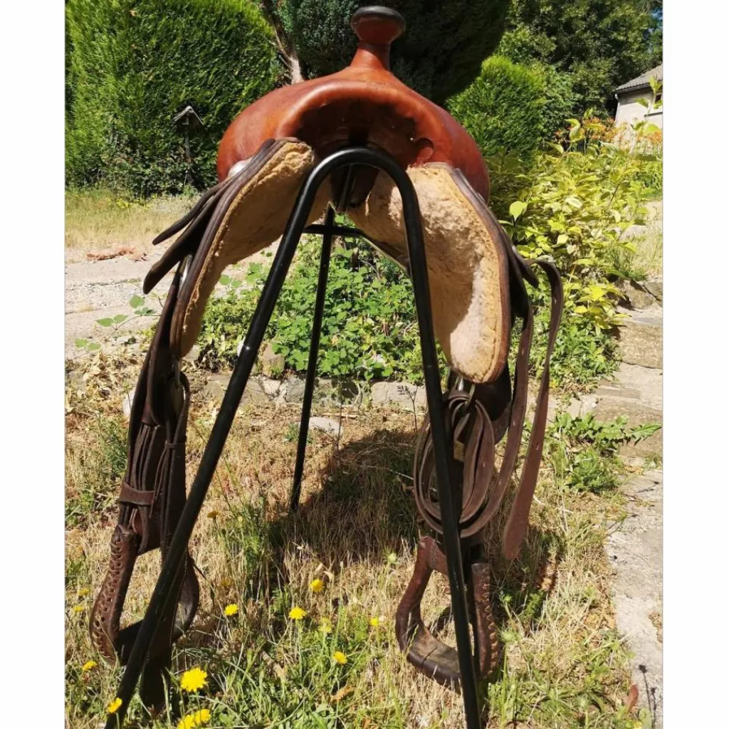 - Marque inconnue - Selles De Western>selle western continental round skier