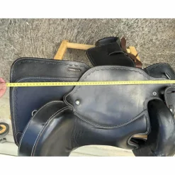 - Marque inconnue - Selles De Western><noscript><img width=