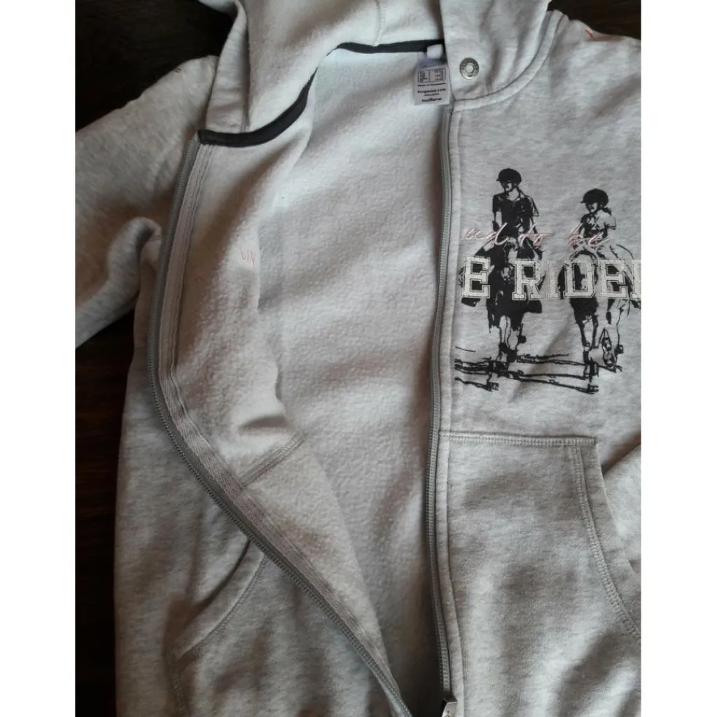 Fouganza Sweats / Pulls>Sweat