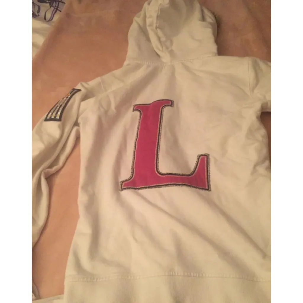 Kingsland Sweats / Pulls>Sweat