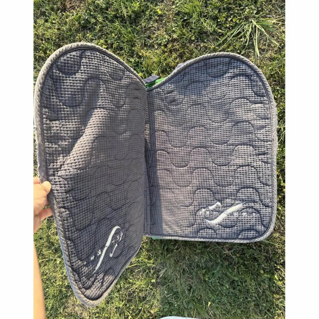 Antares Tapis>Tapis Bleu marine