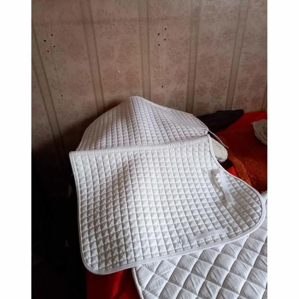 tapis blanc*- Marque inconnue - Online