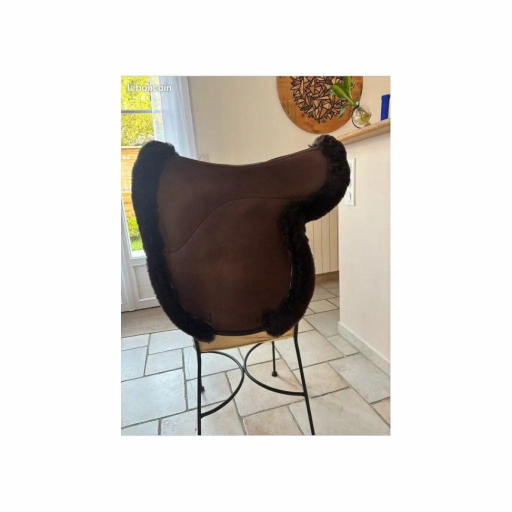 Tapis de selle forme de selle grip Lemieux x*Acavallo Hot