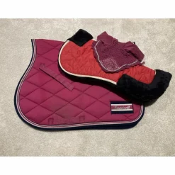 Lamicell Ensemble Tapis + Bonnet>Tapis de selle rose avec bonnet et amortisseur FOUGANZA assorti