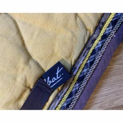 Tapis et bonnet La boîte à Tapis*LBAT La Boite a Tapis Clearance
