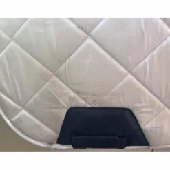 Tapis et bonnet blanc*WOW Store Discount