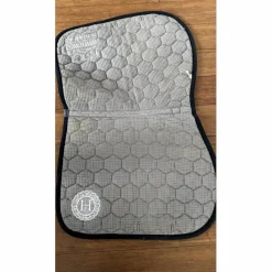 Harcour Tapis><noscript><img width=
