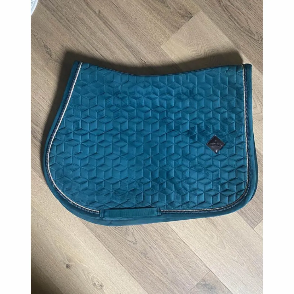tapis velvet émeraude*Kentucky Sale