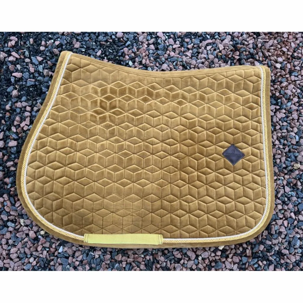 Kentucky Tapis>Tapis Velvet moutarde cheval