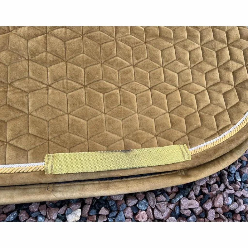 Kentucky Tapis>Tapis Velvet moutarde cheval