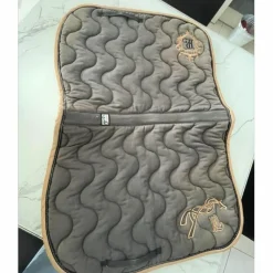 Tapis Pénélope Leprevost cheval*Penelope Leprevost Sale