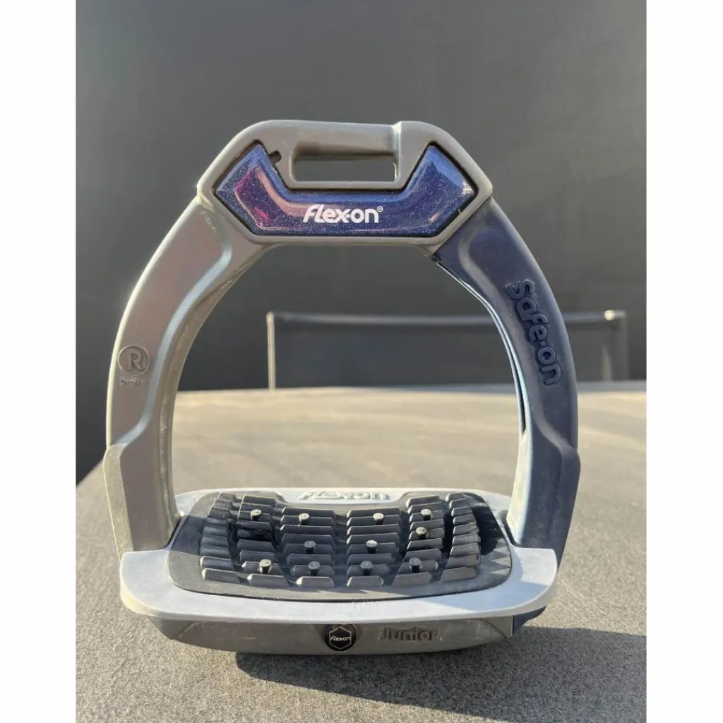 Flex-on Accessoires>Étrier Flexon junior en excellent état avec accessoires changeables.