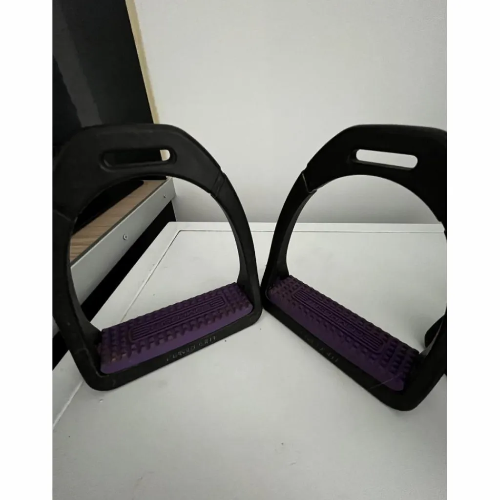 Étriers violet*Compositi Outlet