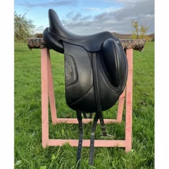 Antares Selles De Dressage>Étrivières