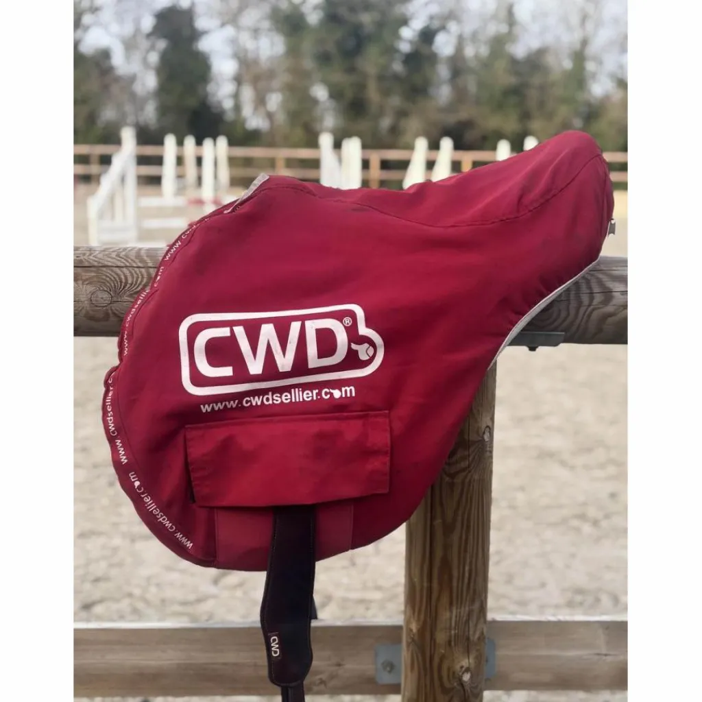 CWD Selles D'Obstacle>vend selle 2GS mademoiselle 18 pouces