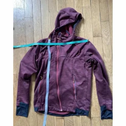 HorsePilot Sweats / Pulls><noscript><img width=